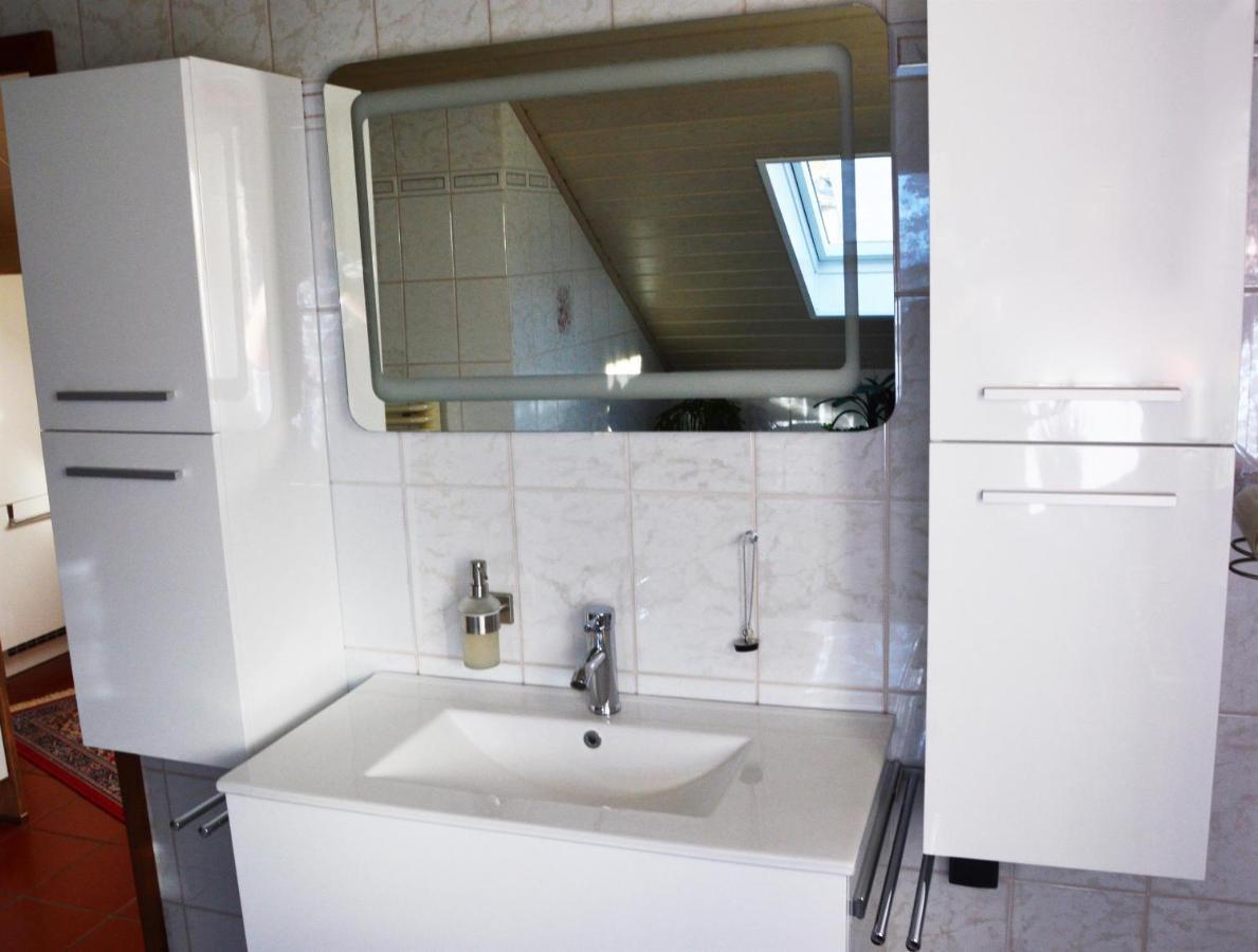 Ferienwohnung Auszeit Waxweiler Bagian luar foto